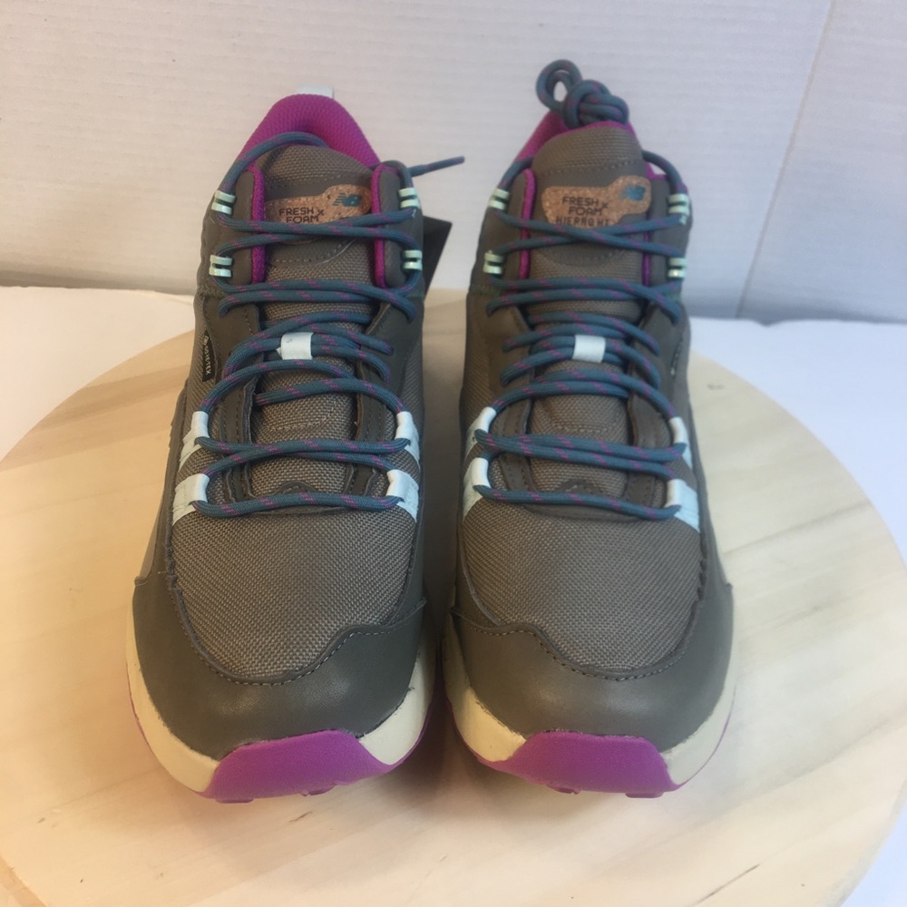 New Balance Women's Shoes in Gray and Purple - Picture 3 of 11